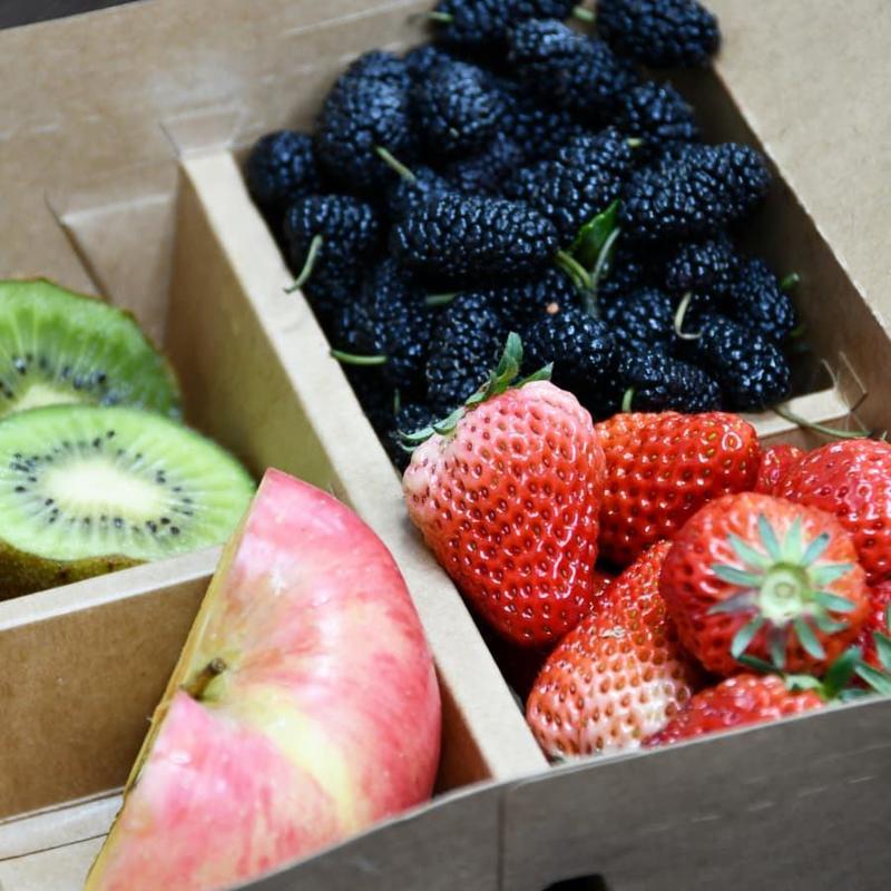 Best and Cheapest 4 Compartment Disposable Compartment Meal Prep Container Multi Grid Kraft Paper Lunch Box